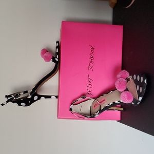 Betsy Johnson Polka Dot Heels 7.5